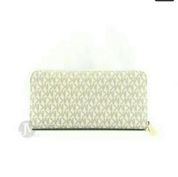 New Authentic Michael Kors Large Jet Set Wallet - Picture 2 of 14